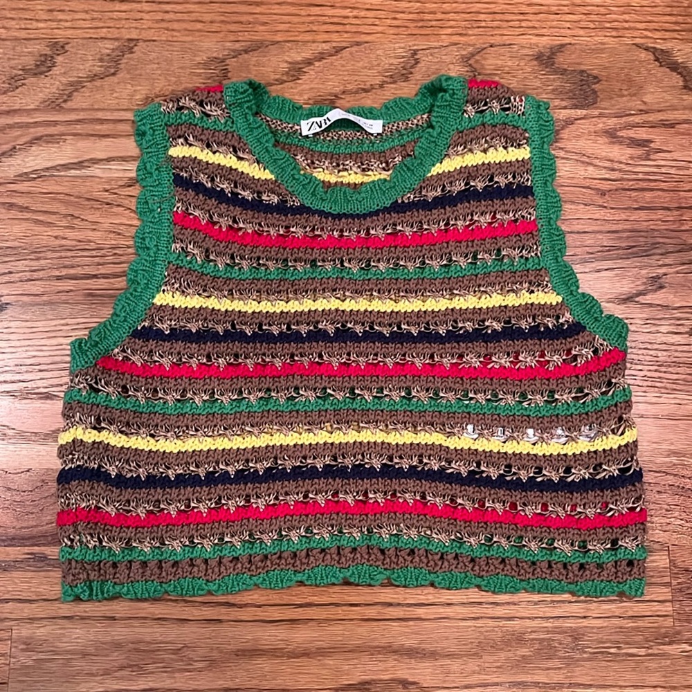 ZARA KNIT CROCHET MULTICOLOR SLEEVELESS CROP KNIT SWEATER TOP SMALL
